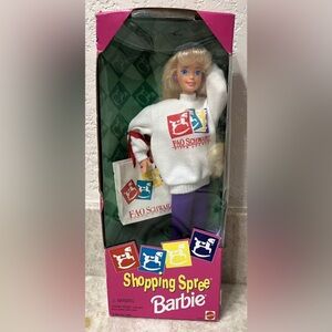 1994 Mattel Shopping Spree Barbie FAO Schwarz New In Box